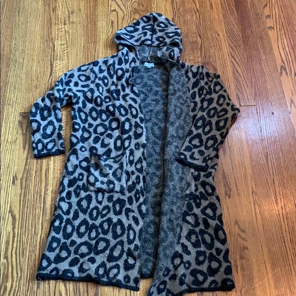 Leopard Print cardigan - Picture 2 of 5